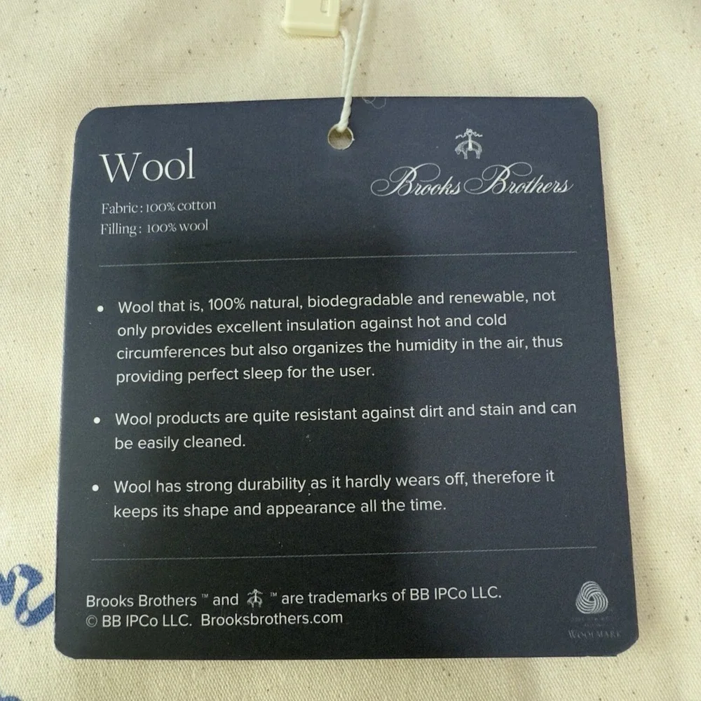 Brooks Brothers 100% Wool Pillow Queen Size 20